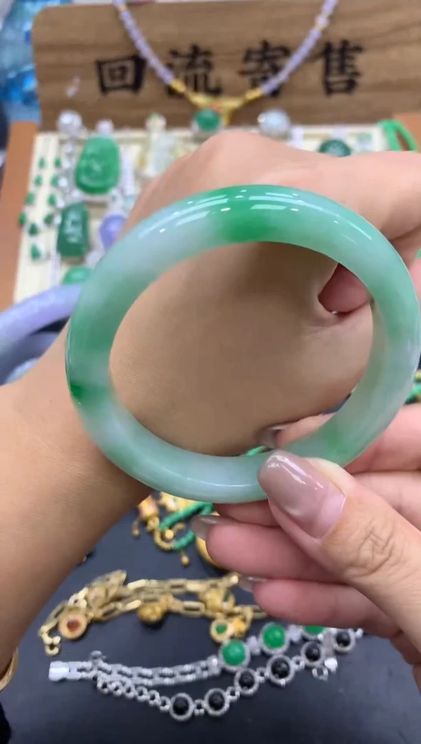 【闪购商品】翡翠手镯未镶嵌611-中国好珍宝