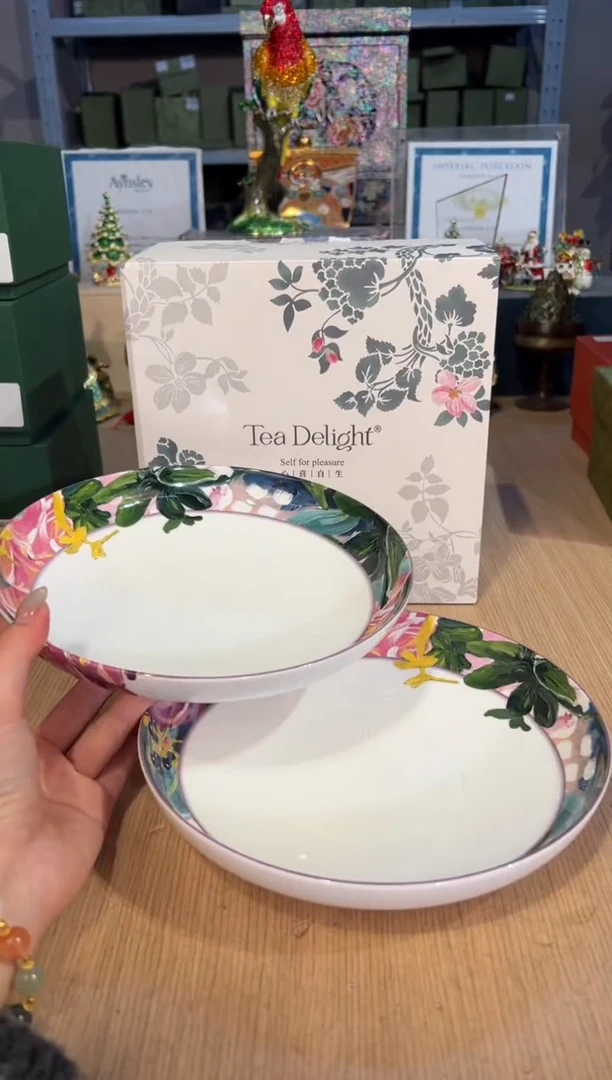 【闪购商品】杯62油画深盘套二