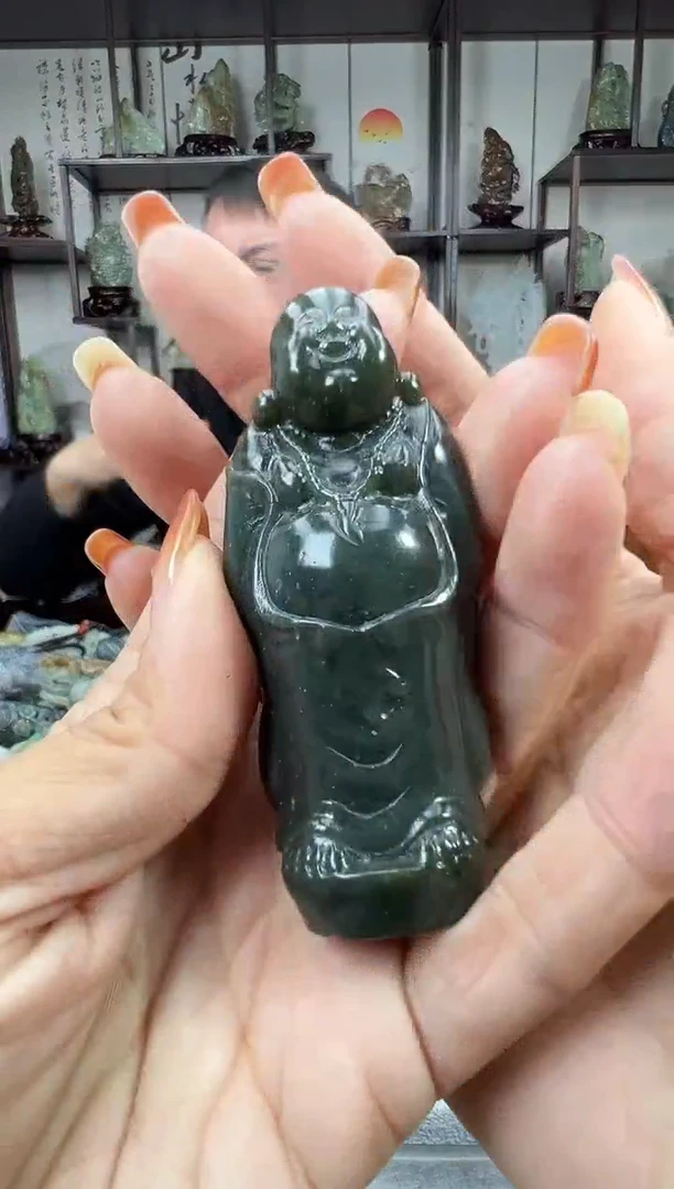 未镶嵌和田玉把件80