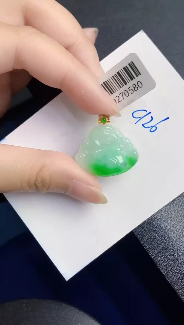 翡翠18K金镶嵌颈饰0000000000