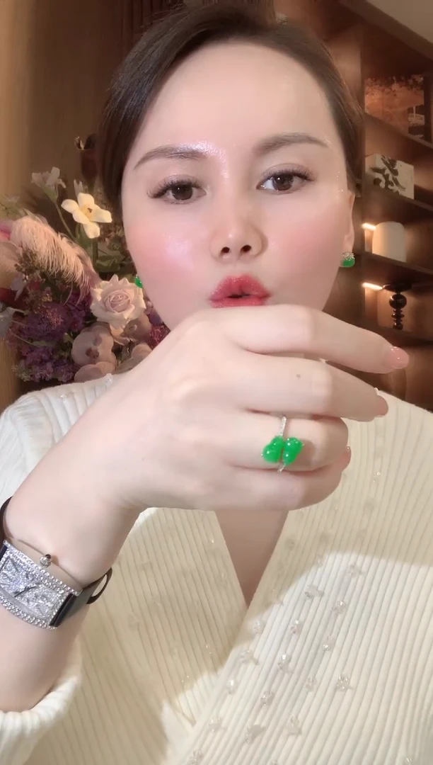 18K金镶嵌戒指翡翠C161