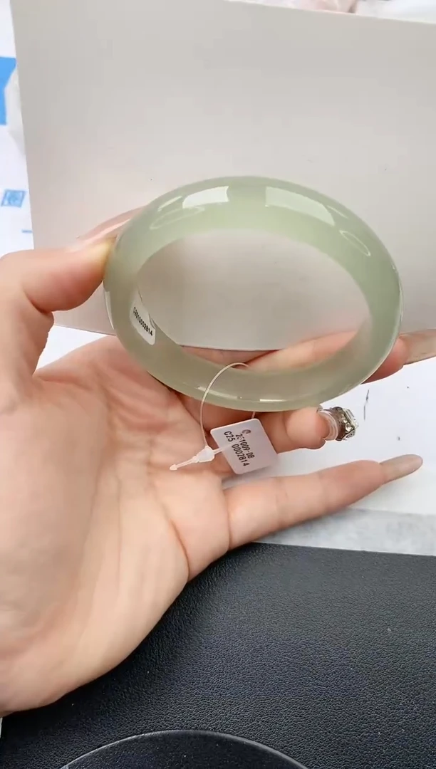 未镶嵌手镯石英质玉w70-DB57+