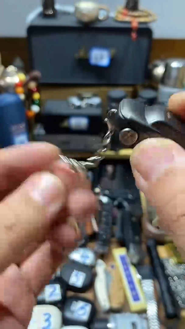 瓷片闪购商品 如图所示