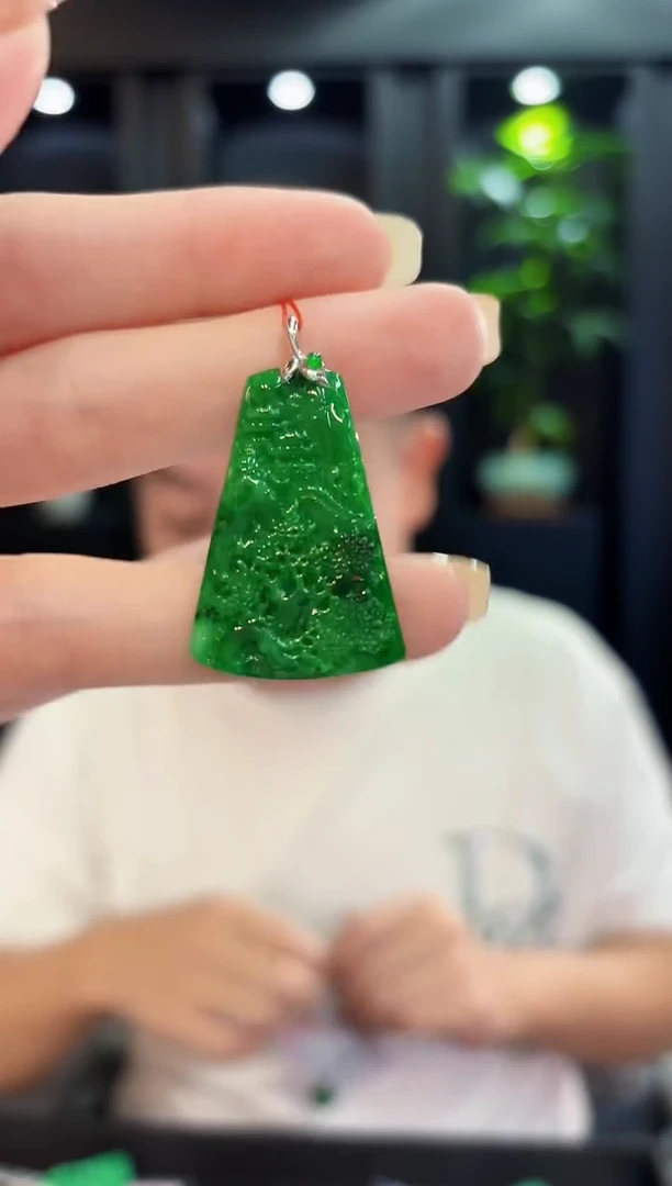 吊坠(不含链)18K金镶嵌翡翠 缅料A货/支持复检/一件