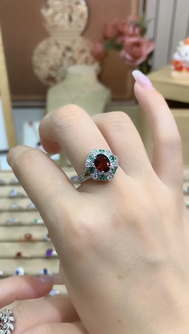 银S925镶嵌戒指石榴石石榴石