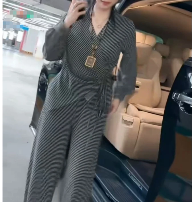 时尚潮流百搭精品女装dgd2780