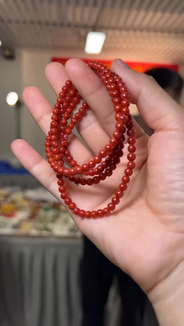 【闪购商品】南红玛瑙手串未镶嵌约4mm川料南红玛瑙圆珠多圈