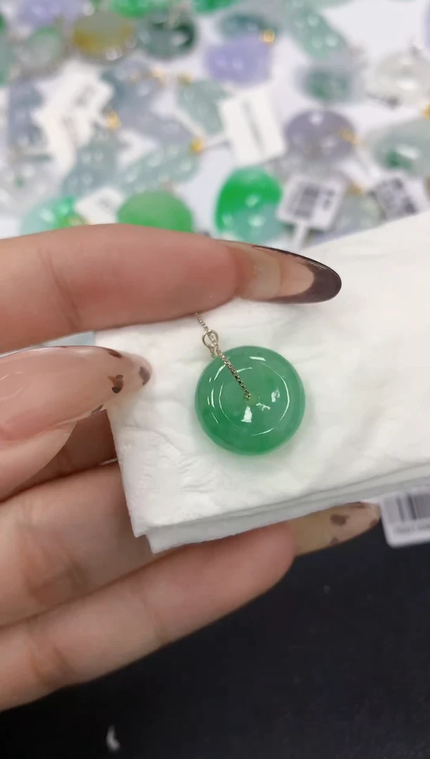 颈饰未镶嵌翡翠a货假一赔三支持复检百元上9元证书费自理