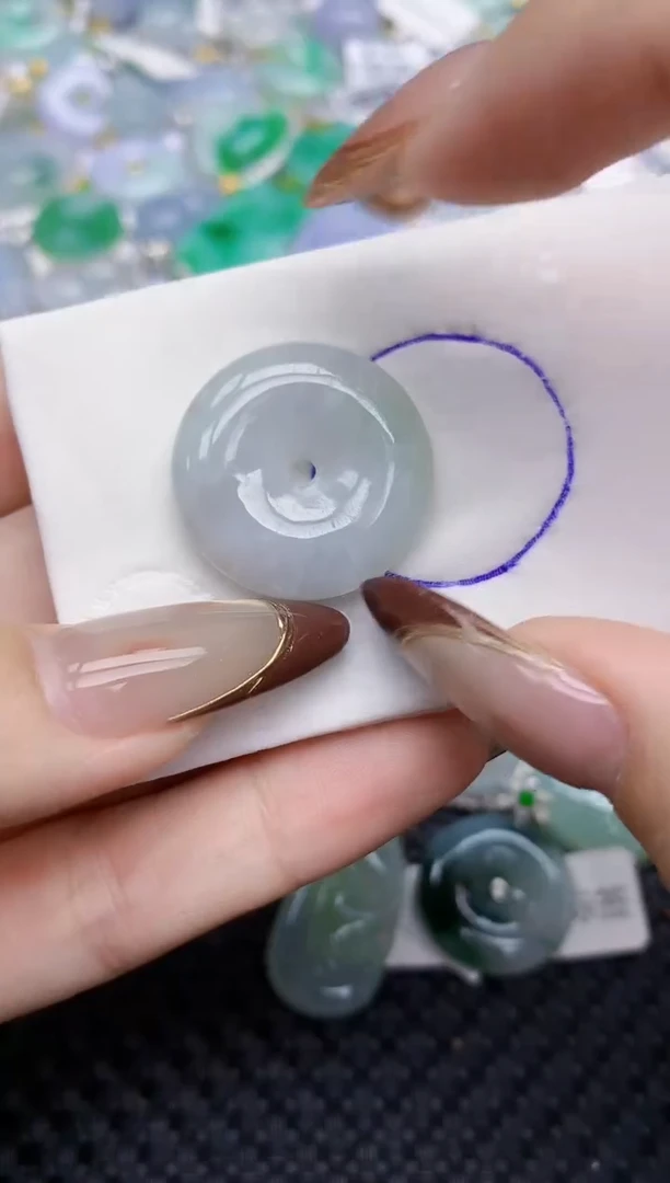 颈饰未镶嵌翡翠   天然翡翠A货  百元以上9米证书费自理