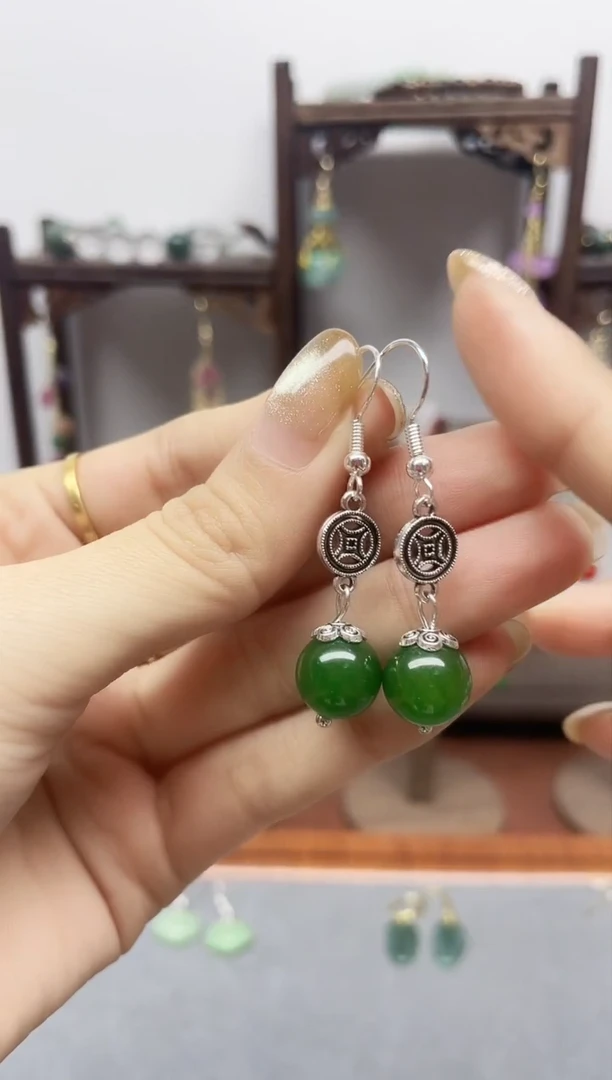 银S925镶嵌和田玉耳饰259000