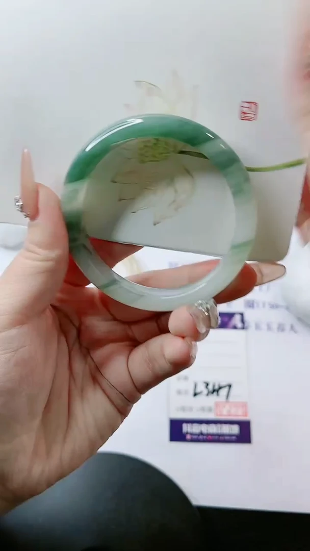 【闪购商品】石英质玉手镯未镶嵌多样性发货L347