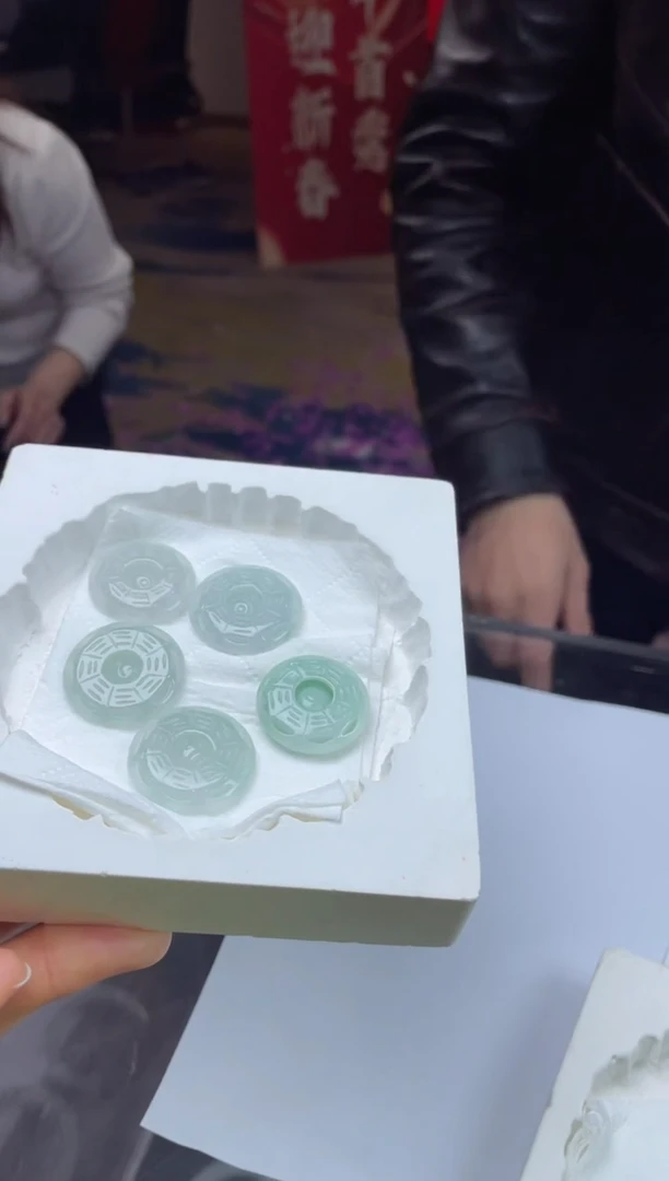 【石头说】严选-天然A货翡翠-八卦-多样性发货发一件-PQGJ550