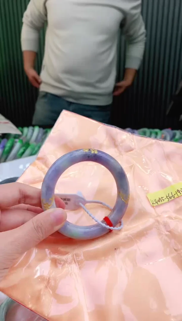 未镶嵌手镯翡翠56+