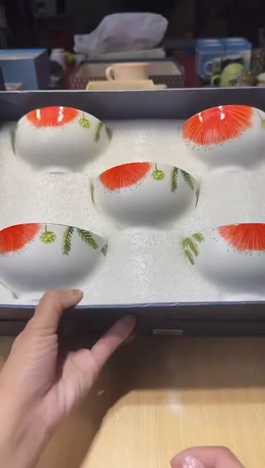 瓷片生活的本意是开心阿@@1