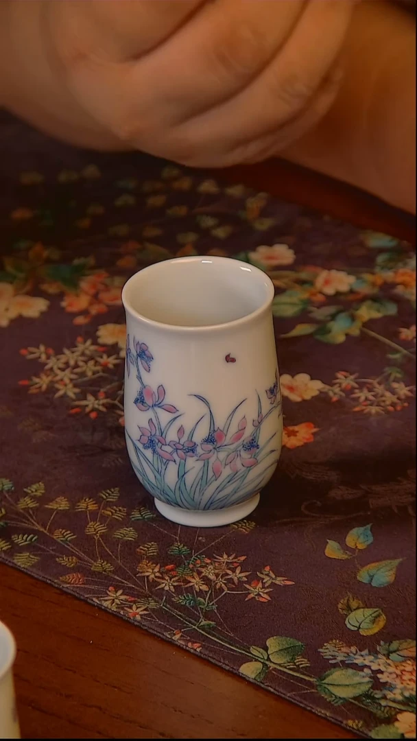 杯手工手绘杯杯很美丽