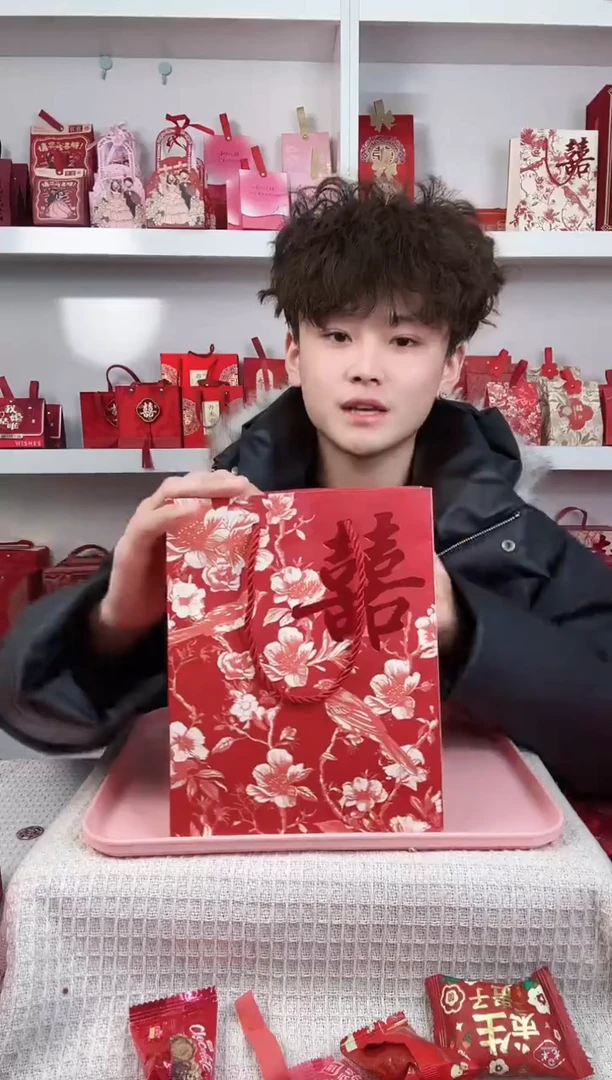 卡纸雪**播报喜鸟手提袋80个