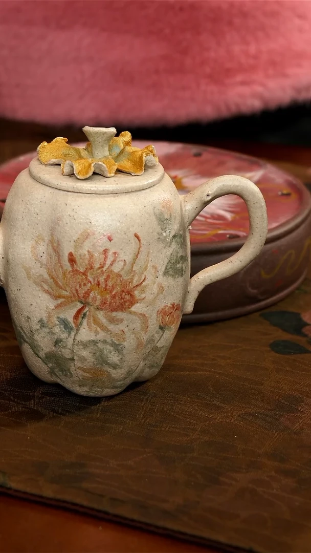 茶壶紫砂白泥红菊壶2