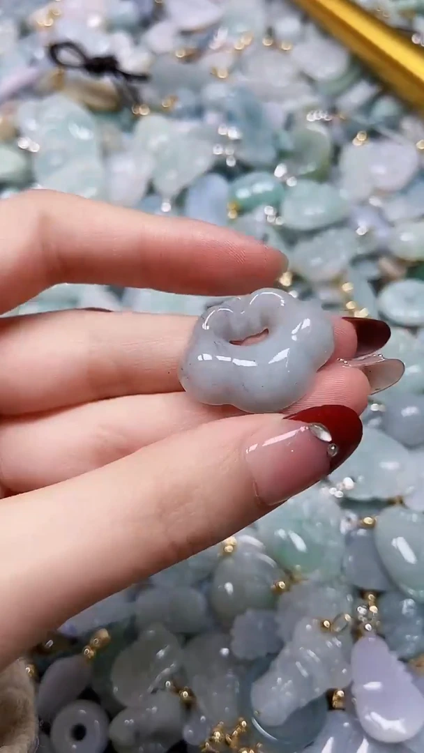 【闪购商品】翡翠颈饰未镶嵌闪购00006893