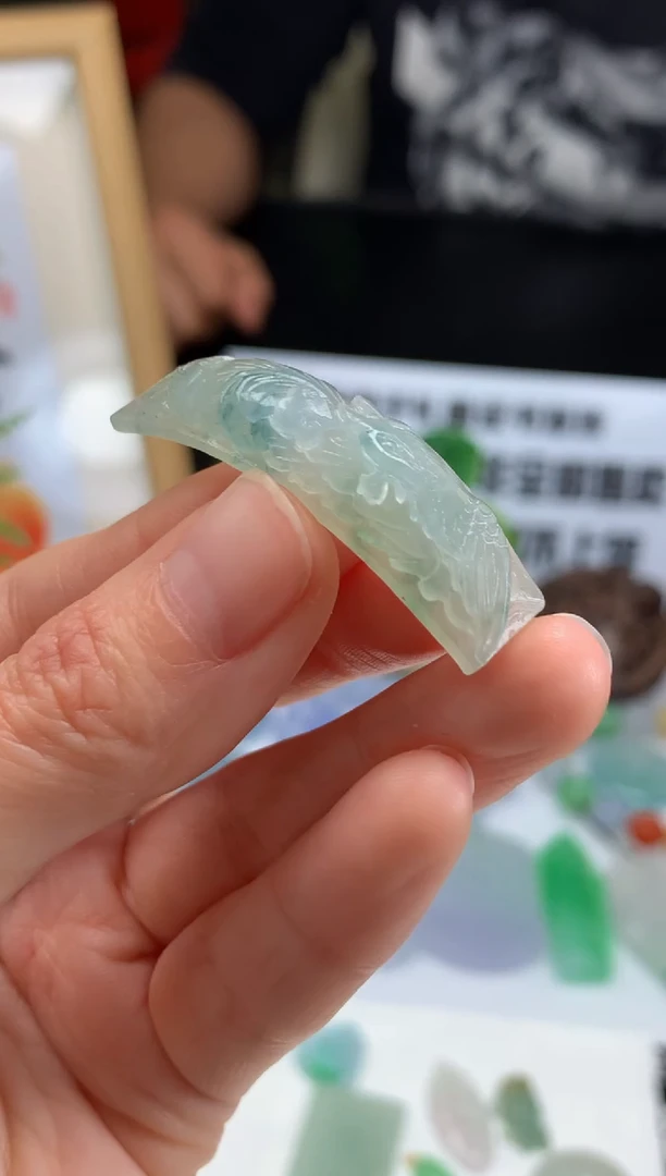 【闪购商品】定制翡翠未镶嵌吊坠-90113