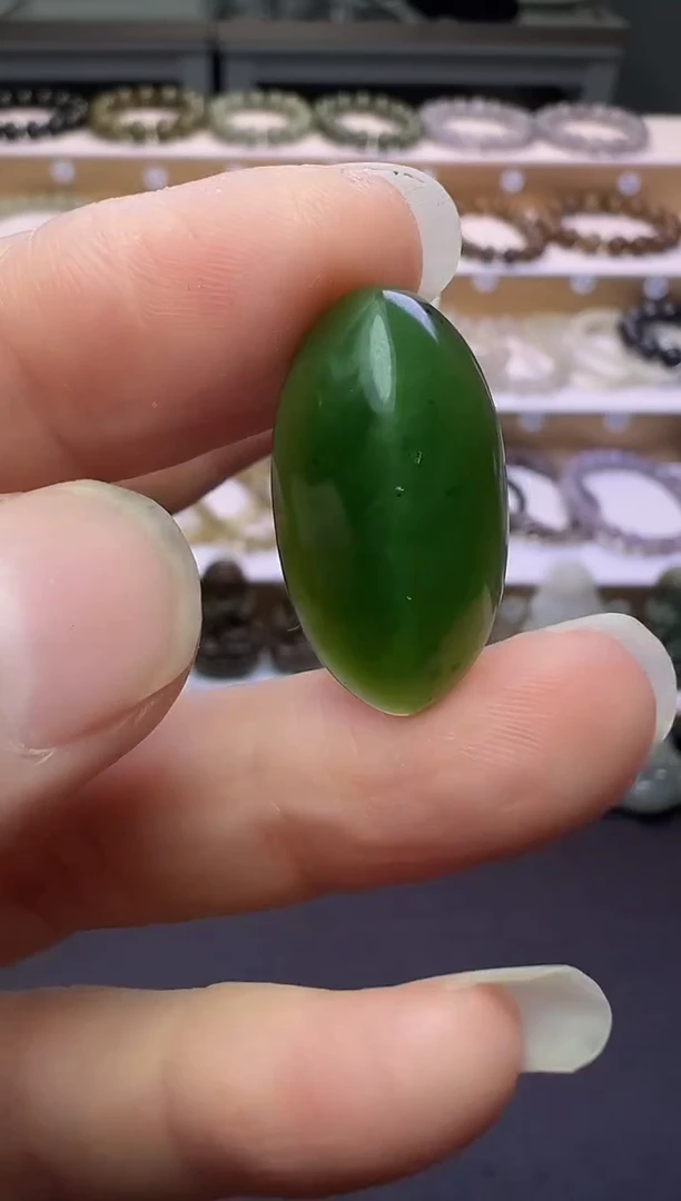 颈饰未镶嵌和田玉77号链接有黑点