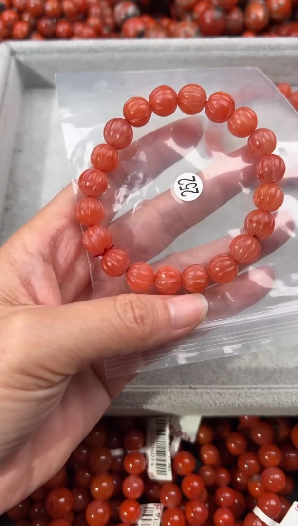 未镶嵌手串南红玛瑙10+