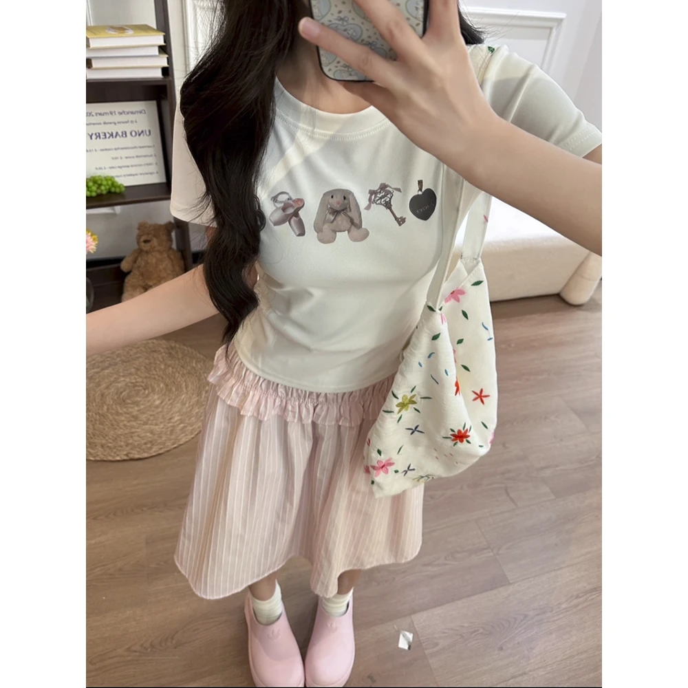 兔兔卡通动漫印花圆领短袖2025夏季新款修身紧身T恤女