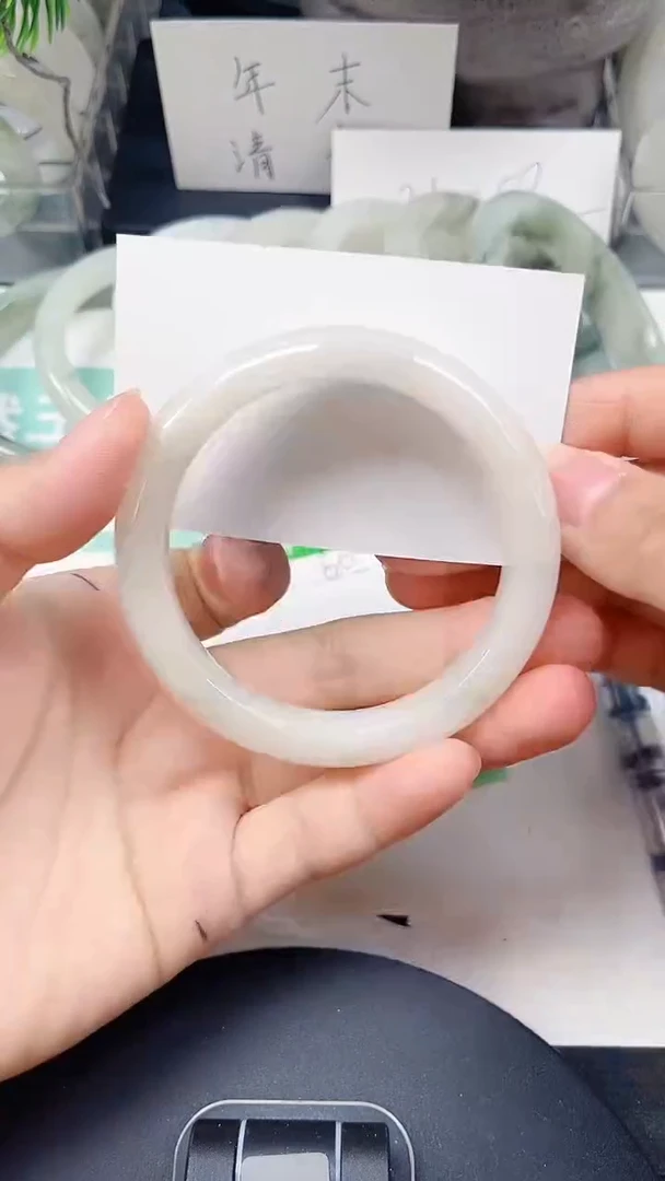 未镶嵌手镯石英质玉60-55/56