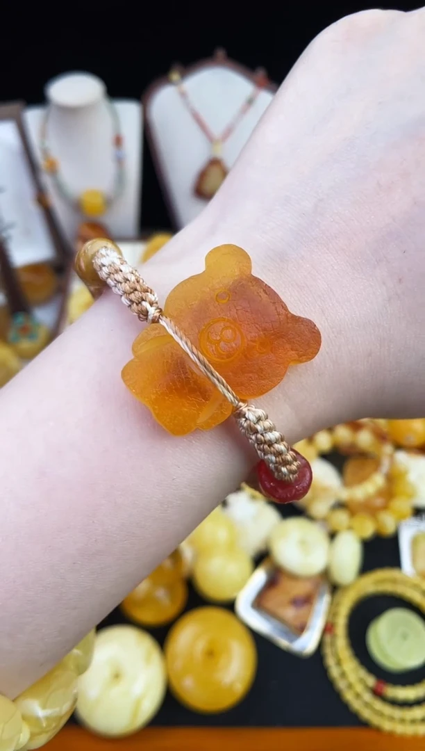 琥珀未镶嵌珠宝奇石柒月