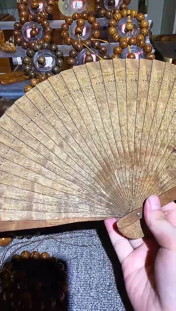 楠木（金丝楠）其他小叶桢楠扇子