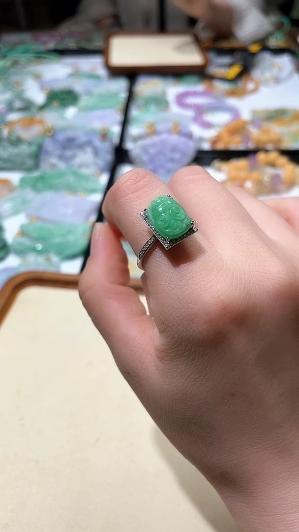 【闪购商品】翡翠戒指银S925镶嵌戒指