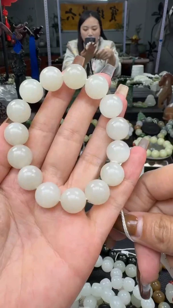 未镶嵌手串和田玉冰白玉卡14