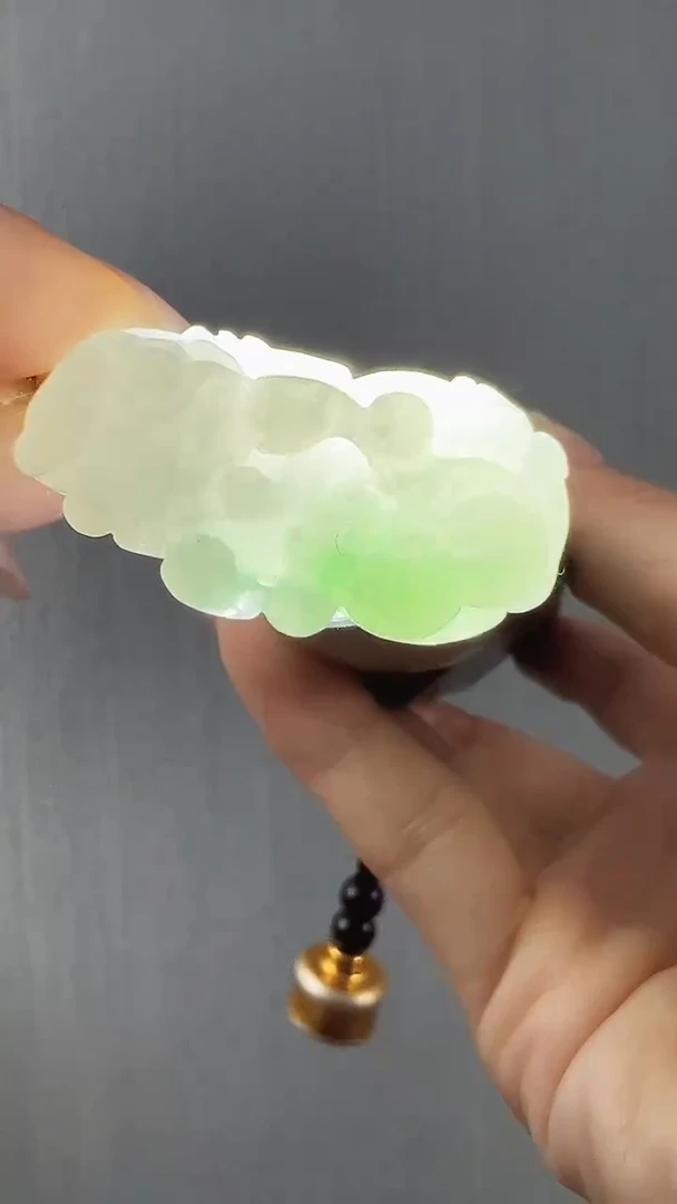 颈饰未镶嵌翡翠貔貅