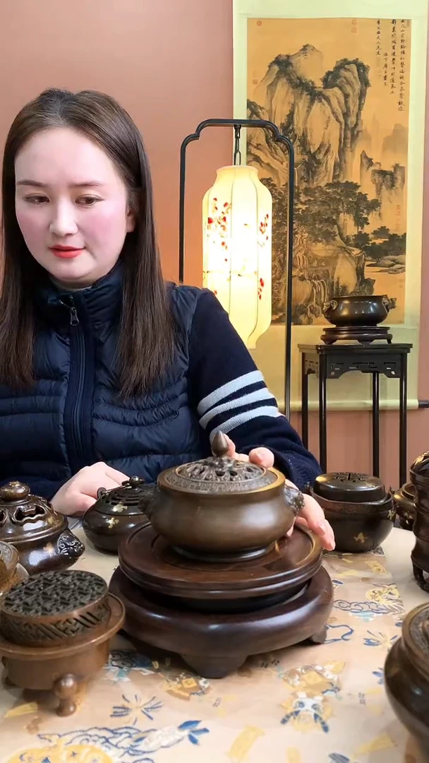 铜仿古苏工狮耳炉