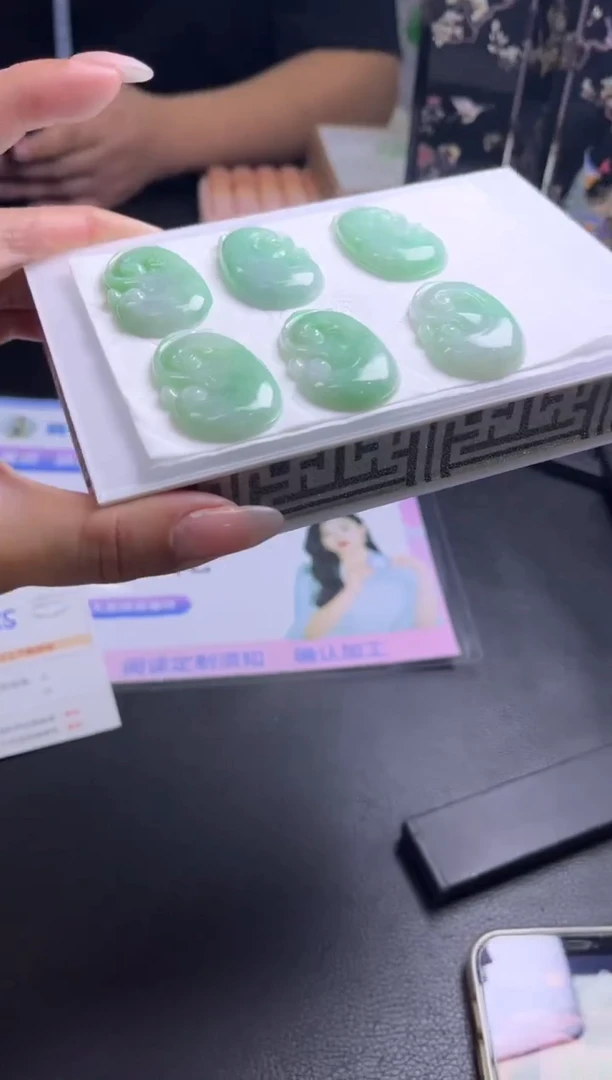 颈饰未镶嵌翡翠T206/多样性发一件/配绳子