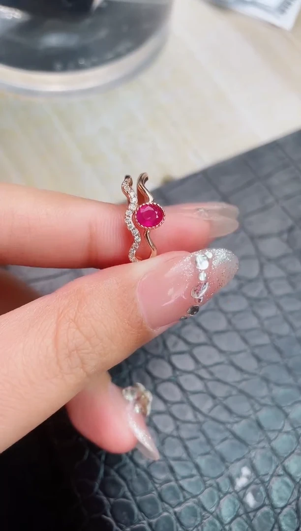 【闪购商品】红宝石戒指银S925镶嵌戒指