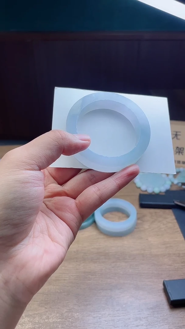 定制翡翠手镯未镶嵌定制