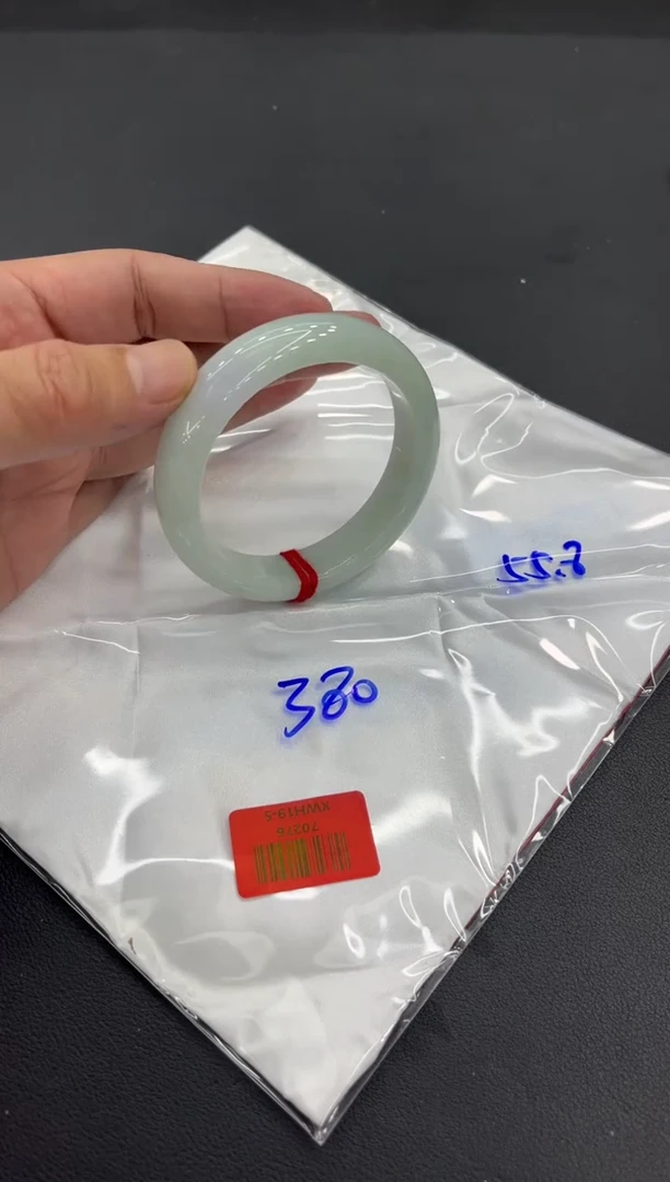 未镶嵌手镯翡翠翡翠手镯