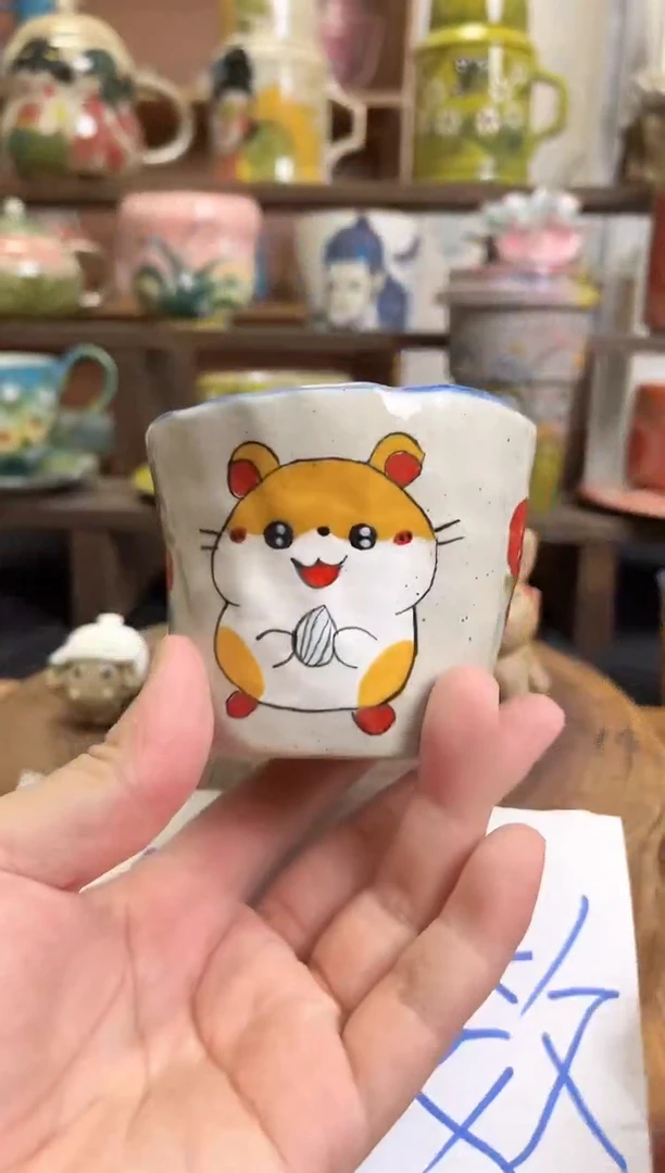 摆件手绘高温釉下陶瓷