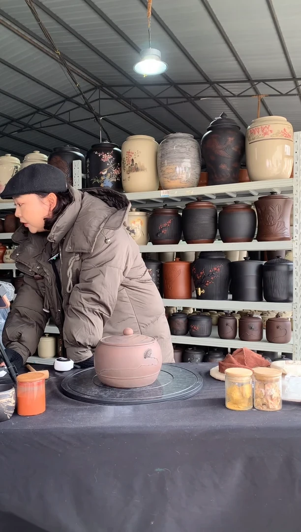 【闪购商品】罐菩提纹莲蓬堆雕散茶罐