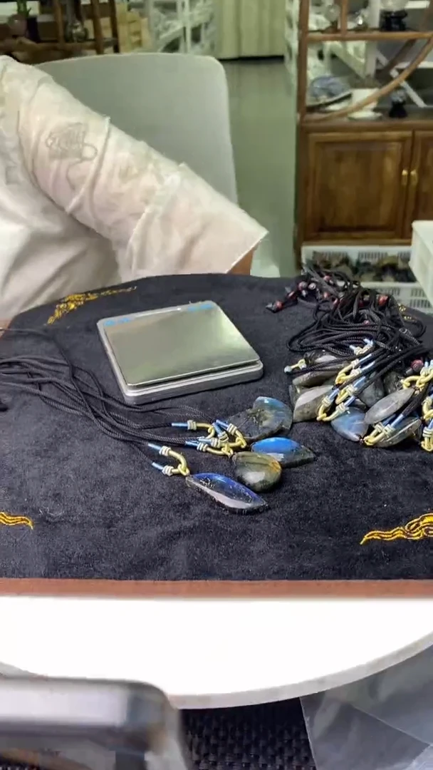 吊坠未镶嵌拉长石拉长石（大）吊坠D801多样性发其一