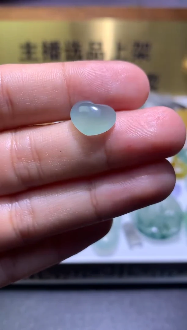 【闪购商品】定制翡翠未镶嵌毛货