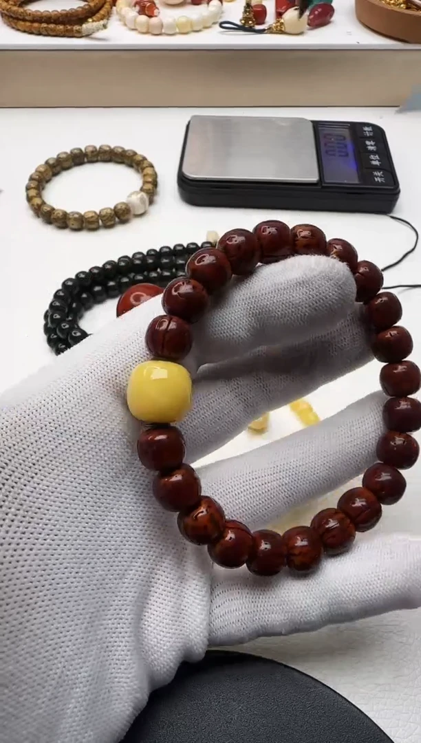 吊坠桃核11111111111111111111111111111