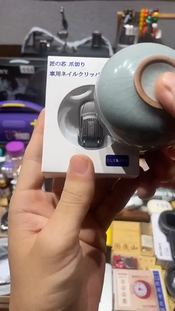 瓷片闪购商品 如图所示