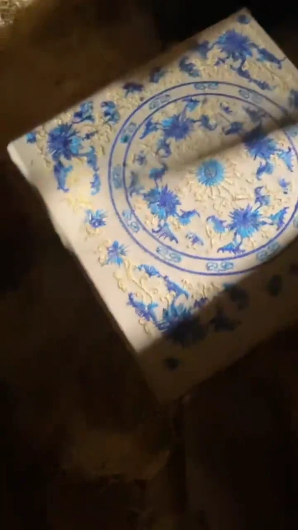 香榧木闷包咖色次修正方形盒子
