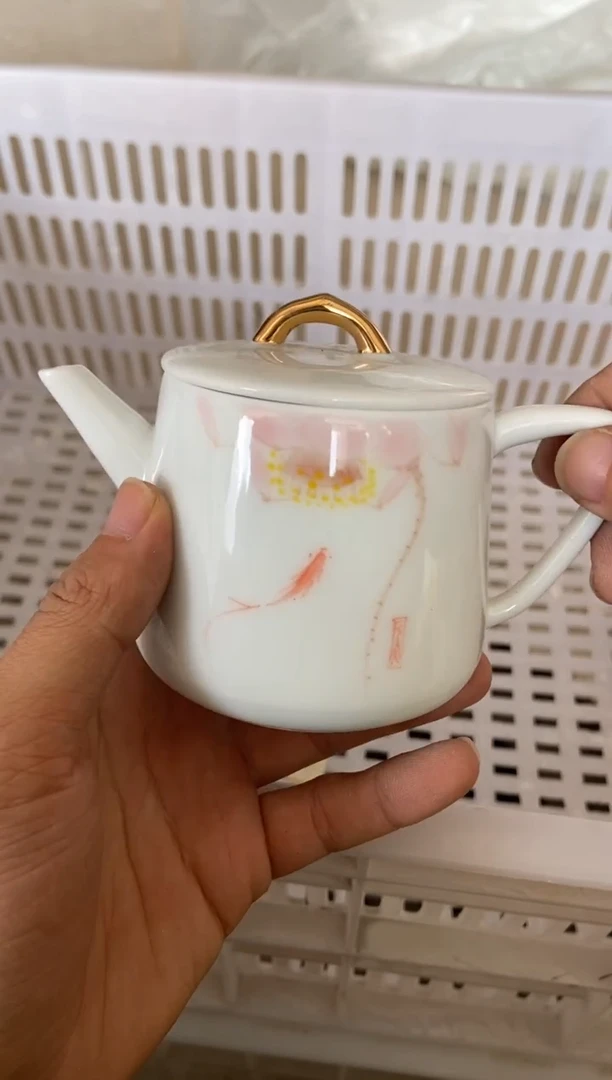 杯子瓷无运费险有瑕疵的摄影的产品有使用过的痕迹有点脏介意勿拍