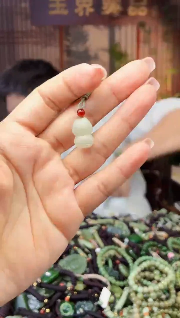 颈饰未镶嵌和田玉多样性发货拍一发一