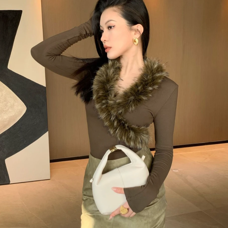 JIJINQI气质设计感秋冬辣妹风长袖加绒修身毛织上衣JD10SZXL1143