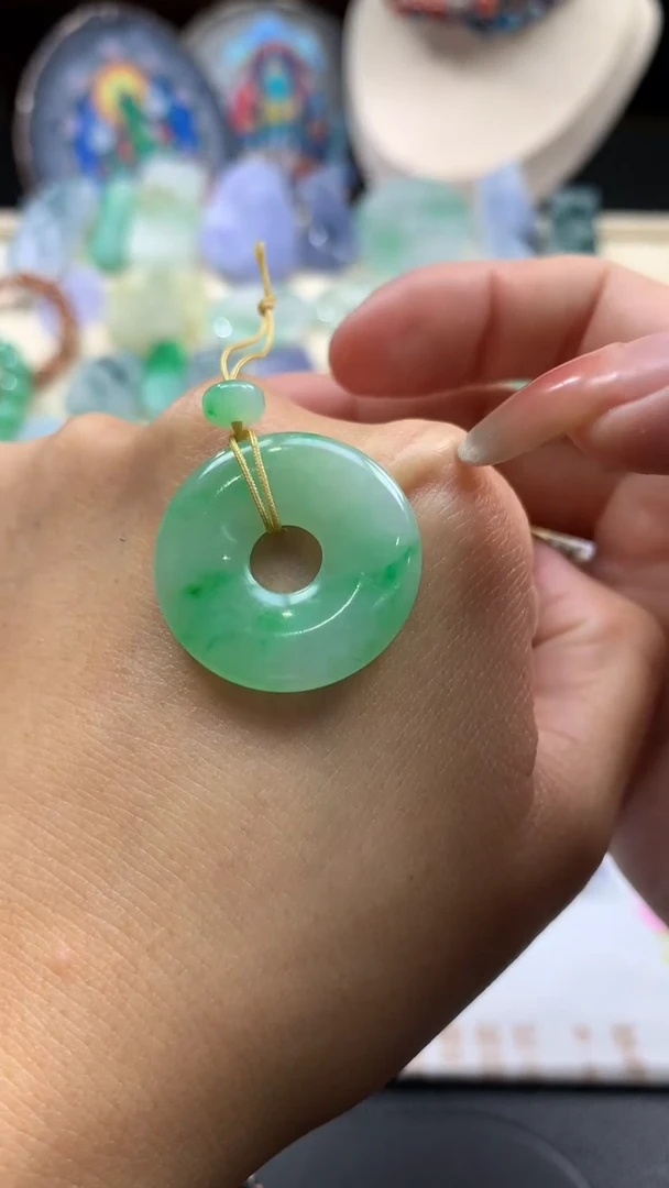【闪购商品】定制翡翠未镶嵌翡翠