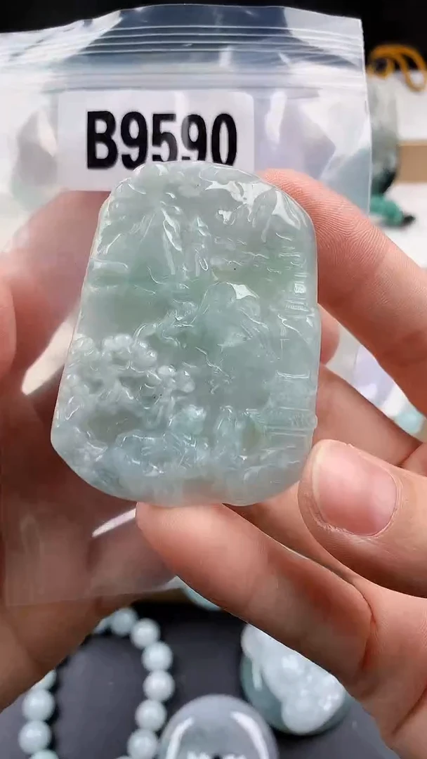 颈饰未镶嵌翡翠天然翡翠吊坠挂件