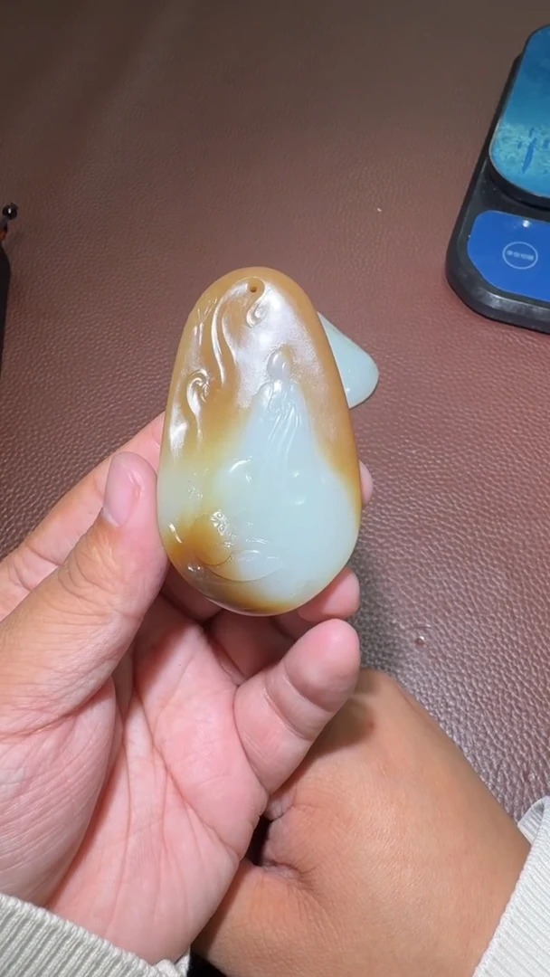 未镶嵌和田玉挂件和田玉